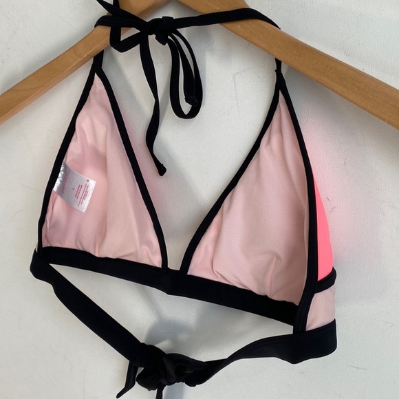 Xhiliaration Bikini Top with removable pads, Size Large - Picture 6 of 6